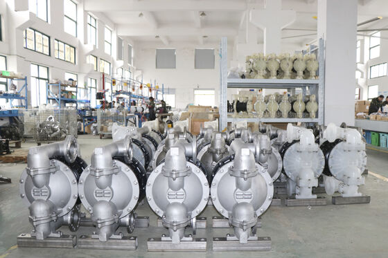 সিই সার্টিফাইড এয়ার অপারেটেড ডায়াফ্রাম পাম্প 340L/M প্রবাহ হার এবং বায়ুসংক্রান্ত শক্তি উৎস সঙ্গে